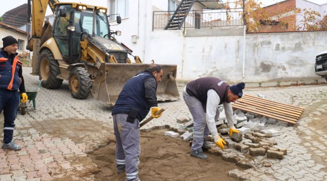 Turgutlu Belediyesi Fen İşleri Müdürlüğü Ekipleri Çalışmalarına Devam Ediyor