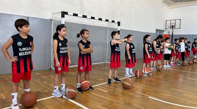 Turgutlu Belediyesi Basketbol Kurs Kayıtları Devam Ediyor